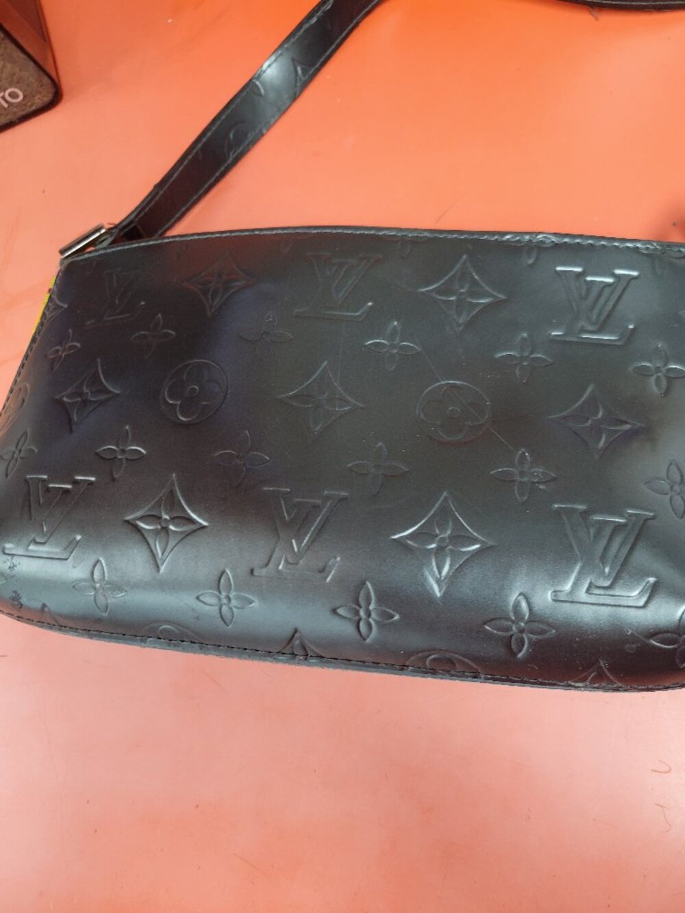 ⚘️🦋⚘️Luis Vuitton 🖤bag signature monogram